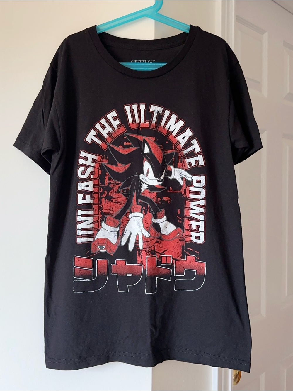 BNWOT Sonic the Hedgehog Shadow Short Sleeve T-shirt